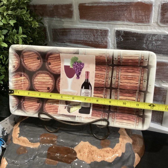 T. Limoges Design In France - Ceramic Crafted Serving Tray - Barbera Wine Cheese - Picture 8 of 9